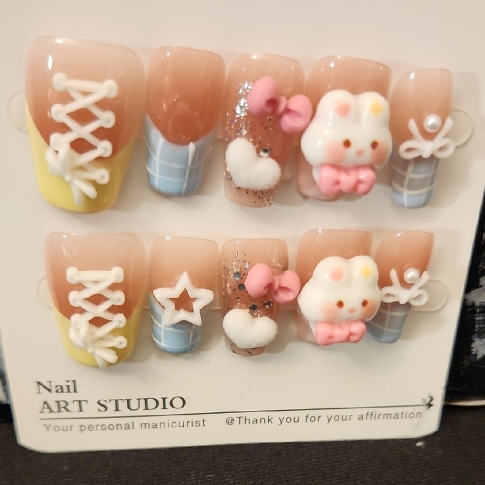 Charming Pet-Themed Press-On Nails - Pink and White